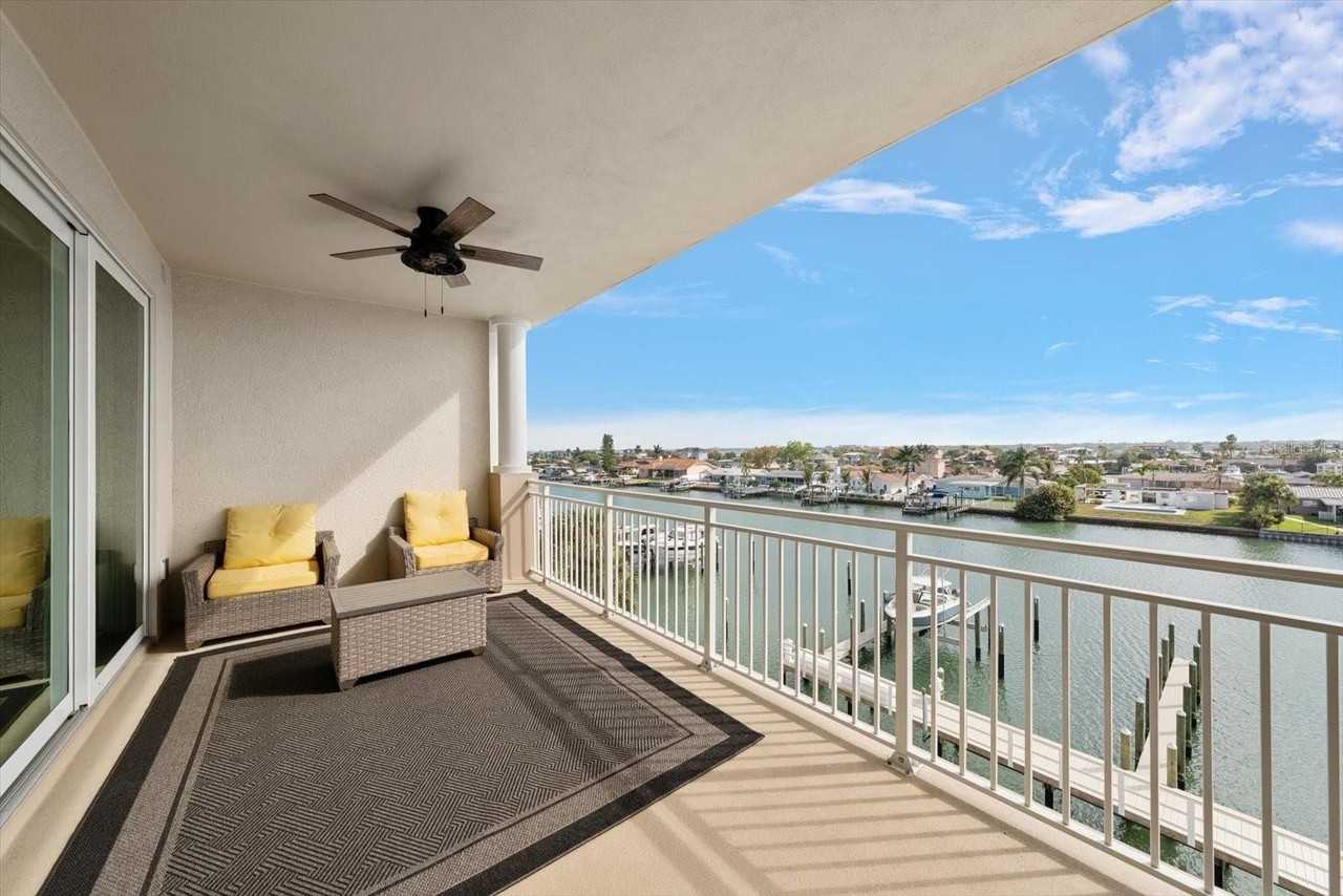 125 Island Way #402 - Photo 3 of 23