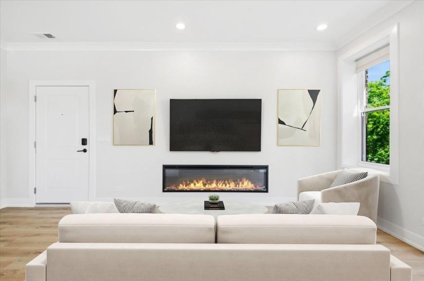 1406 W Hollywood Ave - Photo 6 of 10