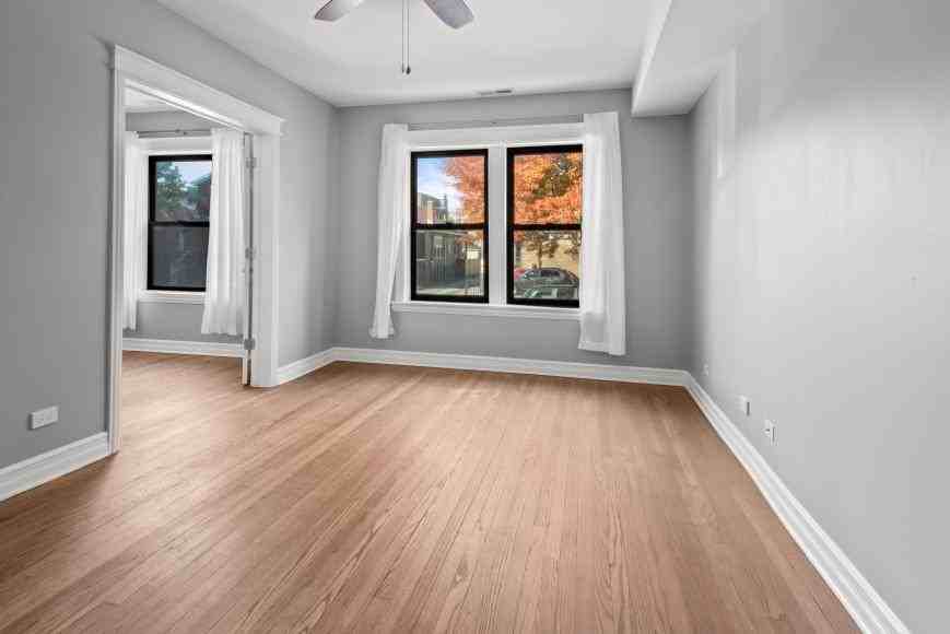 2211 W Winona St - Photo 5 of 10