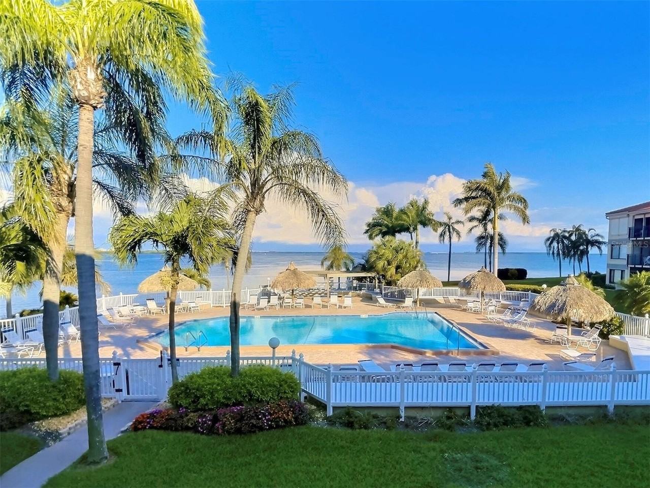 6322 Palma Del Mar Blvd S #213 - Photo 4 of 24