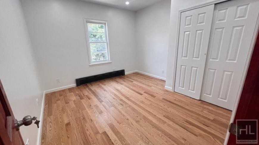 610 E 3rd St - Photo 4 of 10