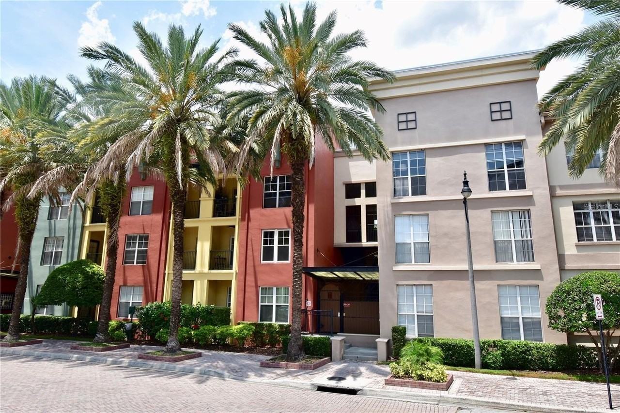 2402 W Azeele St #417