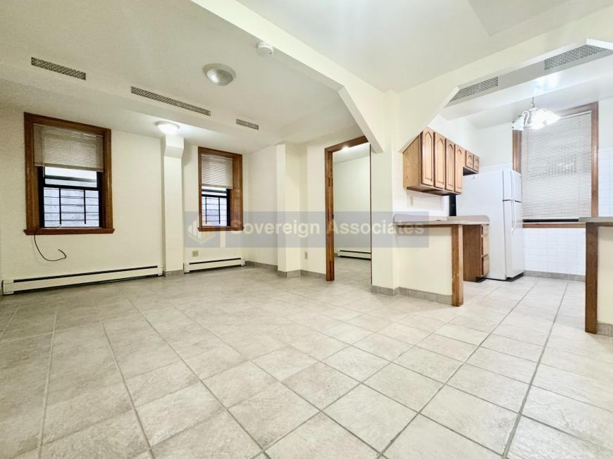 81 Cabrini Blvd - Photo 2 of 10