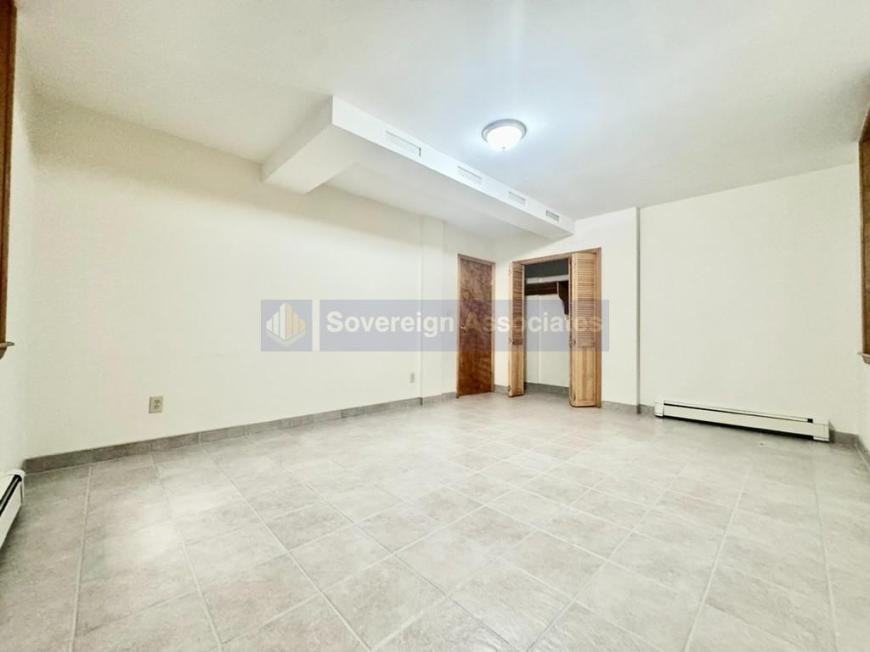 81 Cabrini Blvd - Photo 5 of 10