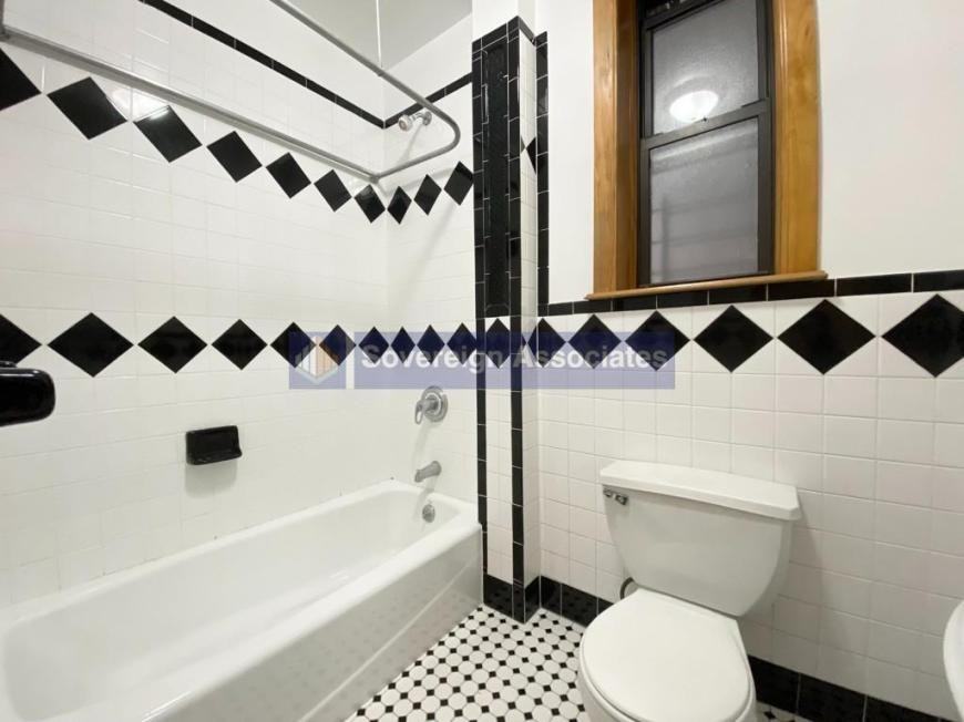 81 Cabrini Blvd - Photo 6 of 10