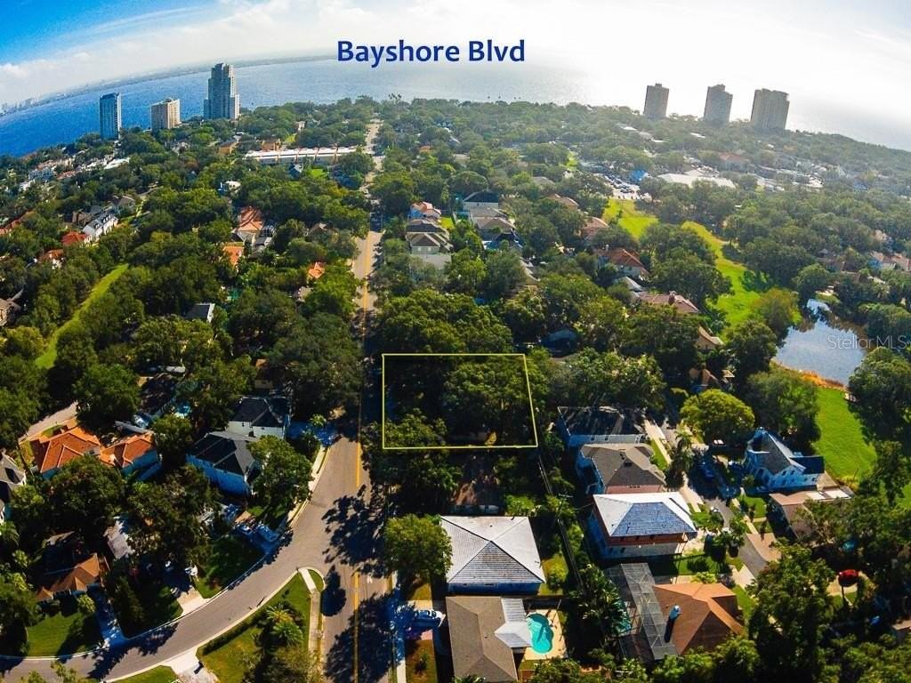 3136 W Euclid Ave