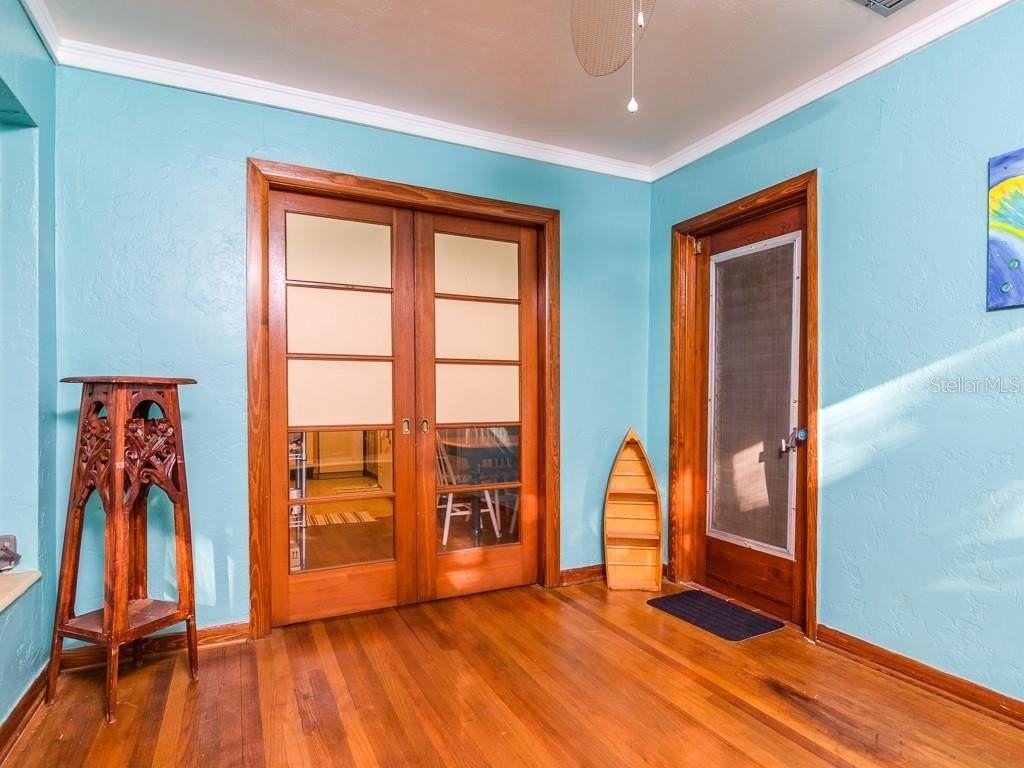 3136 W Euclid Ave - Photo 7 of 13