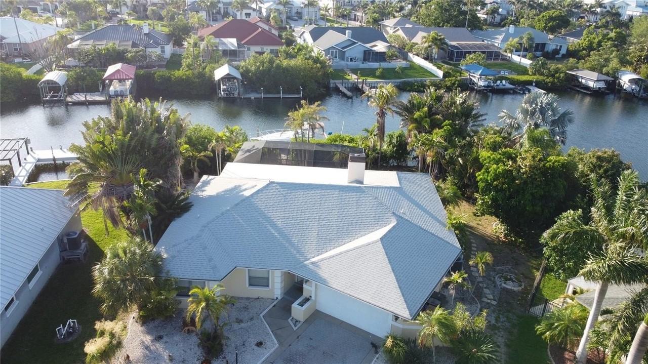 6612 Blackfin Way - Photo 3 of 50