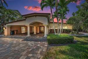 featured image of 52 N Pine Cir