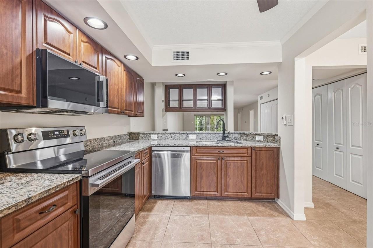 2533 Dolly Bay Dr #105 - Photo 7 of 36