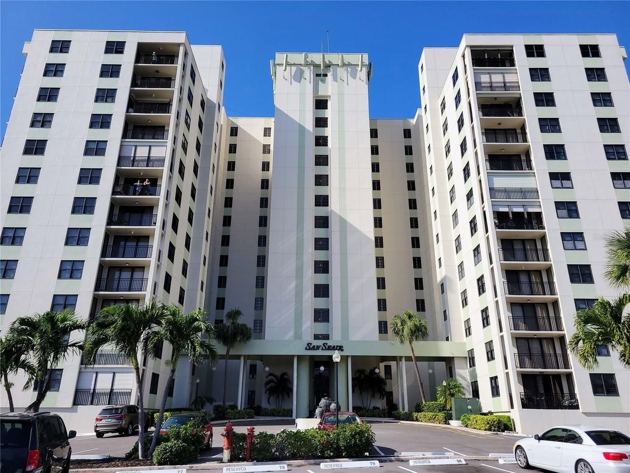 3820 Gulf Blvd #807 - Photo 4 of 50