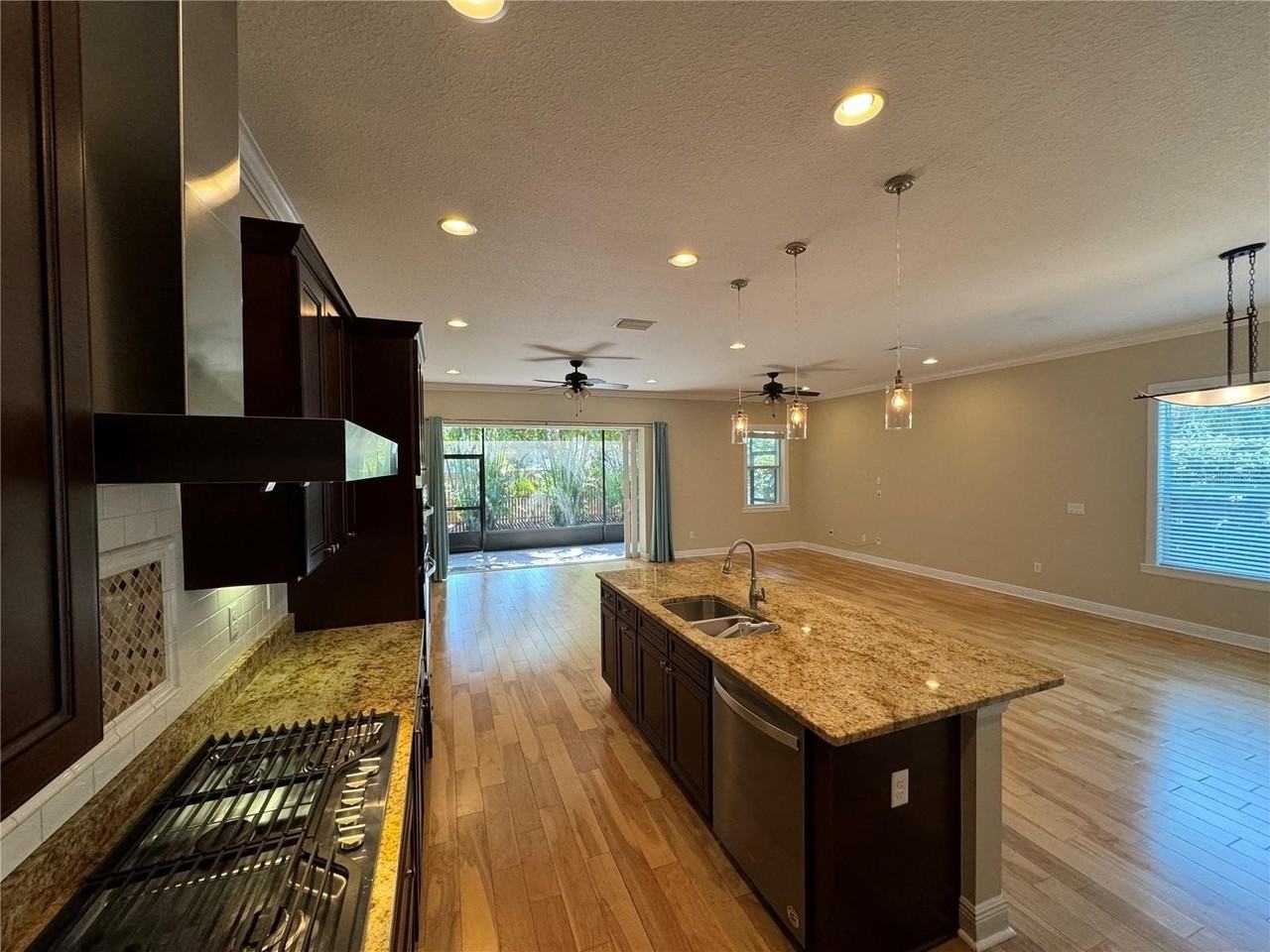 606 S Lincoln Ave #3 - Photo 6 of 26