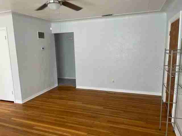 888 14th Ave S - Photo 3 of 25