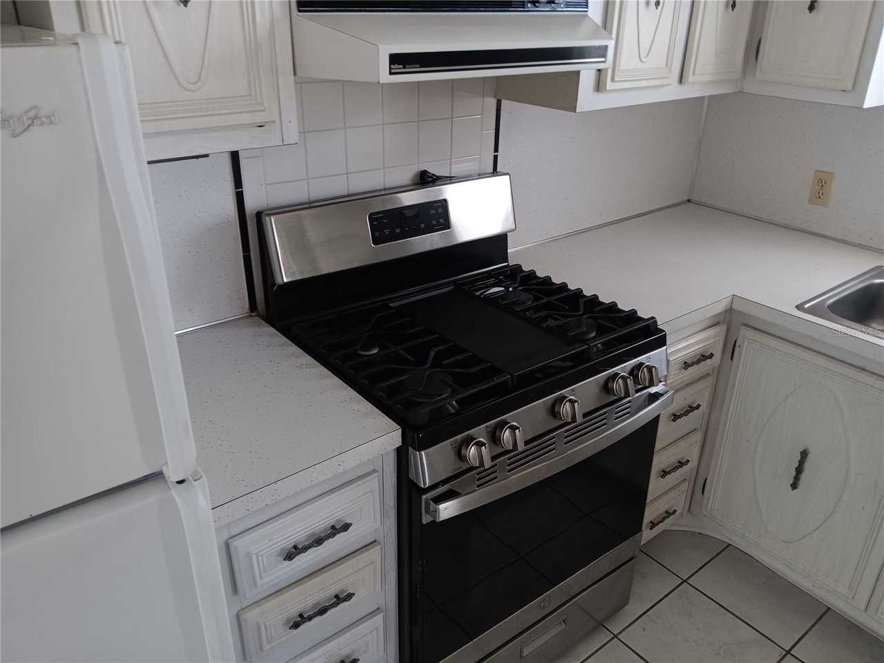 5287 81st St N #26 - Photo 6 of 8