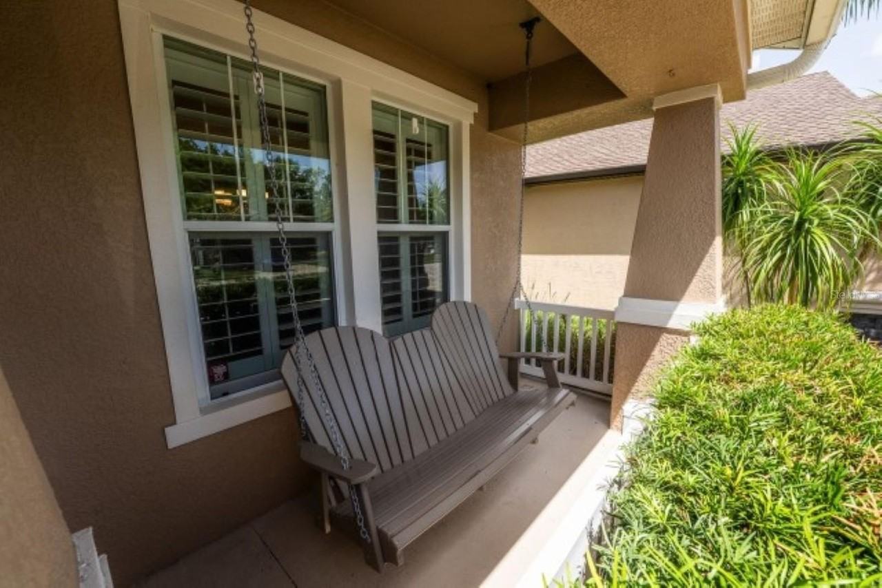 1038 Ketzal Dr - Photo 4 of 32