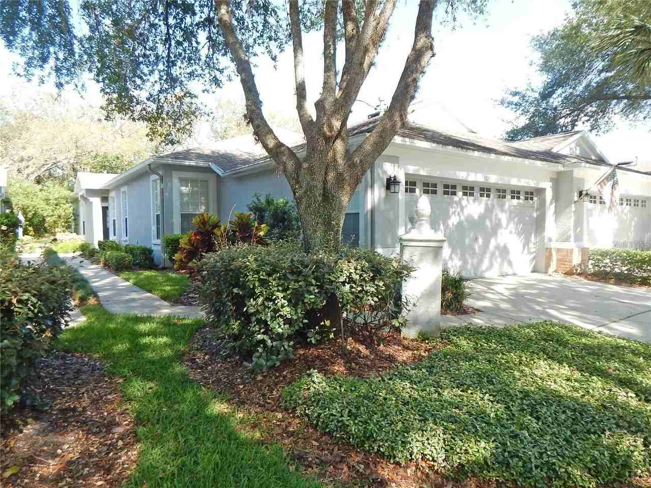 5925 Sandhill Ridge Dr