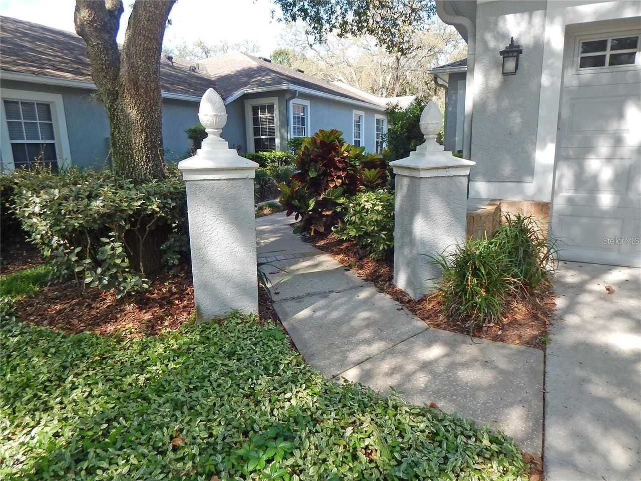 5925 Sandhill Ridge Dr - Photo 2 of 35