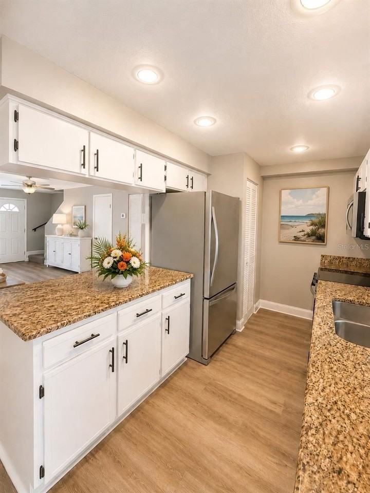 11905 Cypress Vis - Photo 6 of 37