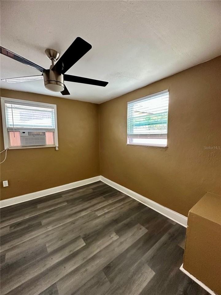2907 N 15th St #D - Photo 6 of 24