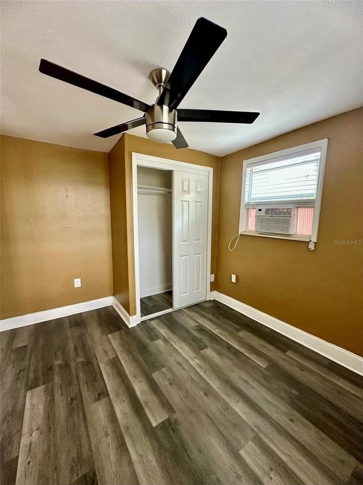 2907 N 15th St #D - Photo 7 of 24