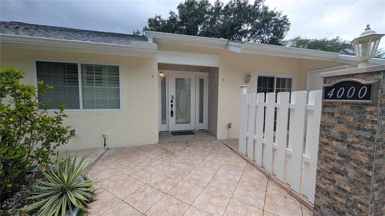 4000 Poinciana Ct - Photo 2 of 29
