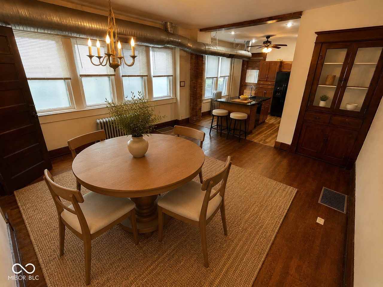 2111 N Pennsylvania St - Photo 3 of 16