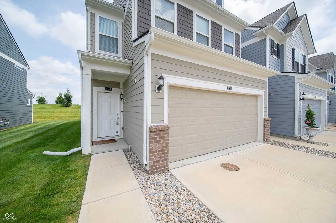 14158 Bay Willow Dr - Photo 4 of 41