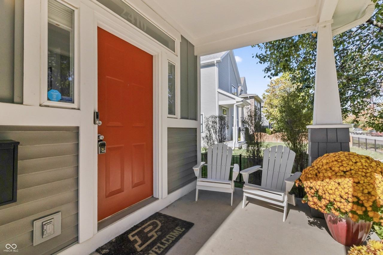 2410 N College Ave - Photo 7 of 50