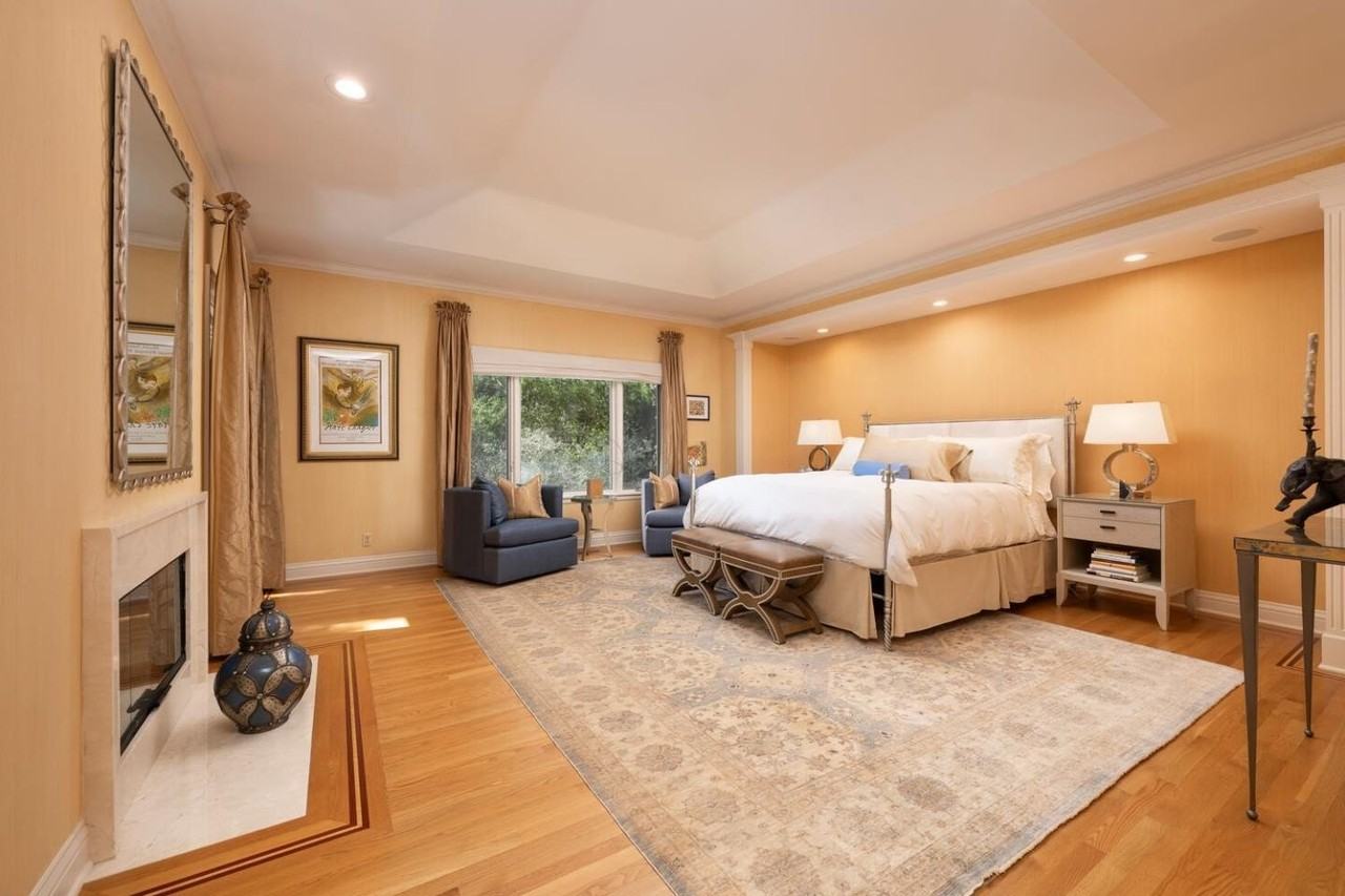 1162 Barroilhet Dr - Photo 4 of 8