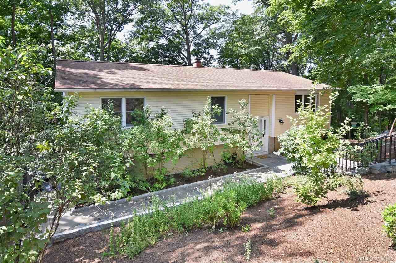 32 Springwood Ave - Photo 2 of 21