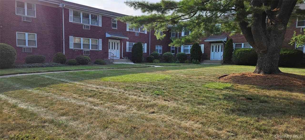 237 N Middletown Rd #H - Photo 2 of 14