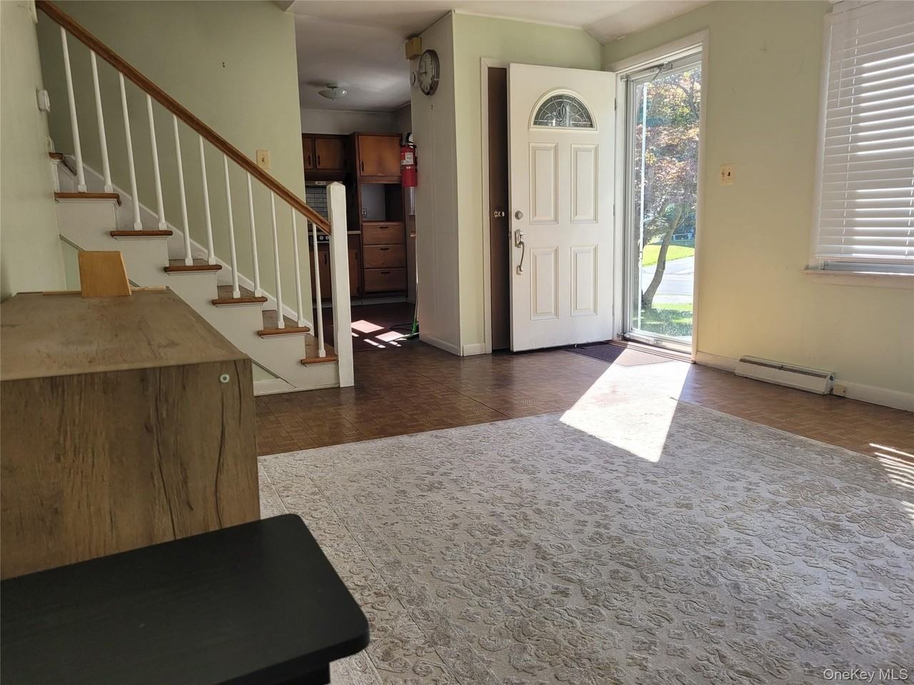 66 Phillips St - Photo 7 of 21