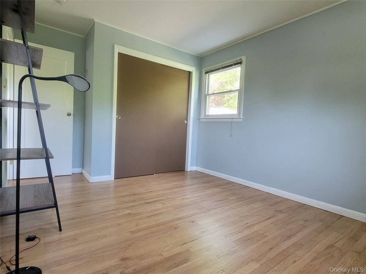 66 Phillips St - Photo 6 of 13
