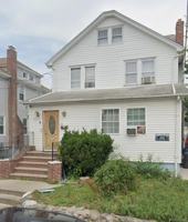 featured image of 10511 193rd St #2ndFL