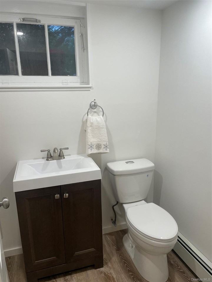 16 Houghton Blvd - Photo 6 of 8