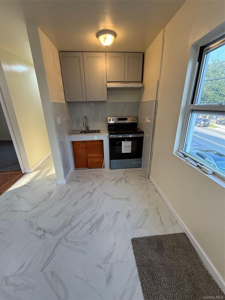 2000 Bogart Ave #2 - Photo 3 of 10