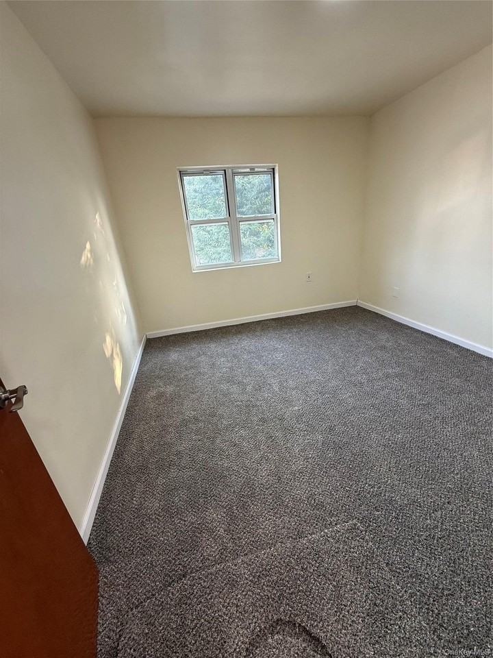 2000 Bogart Ave #2 - Photo 5 of 10