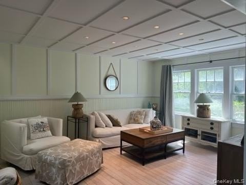16 Crescent Ave - Photo 4 of 13