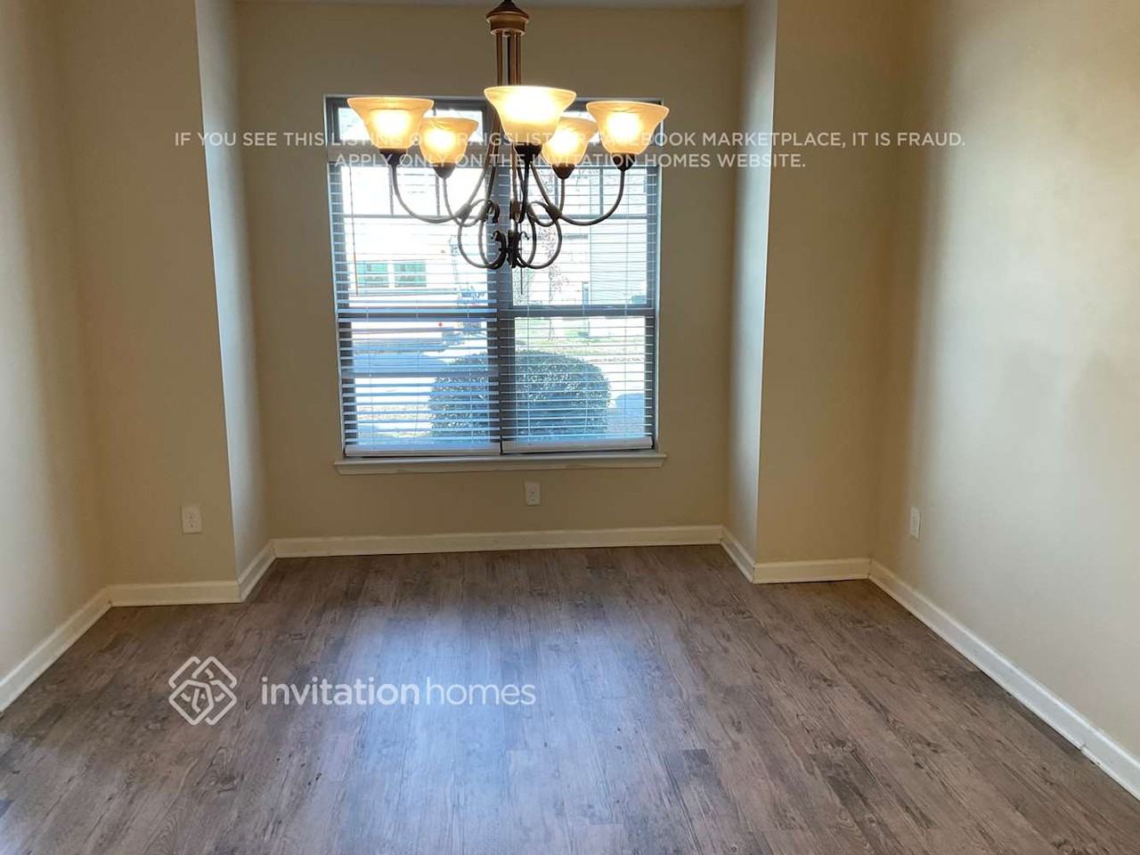 4373 Grove Lake St - Photo 2 of 12