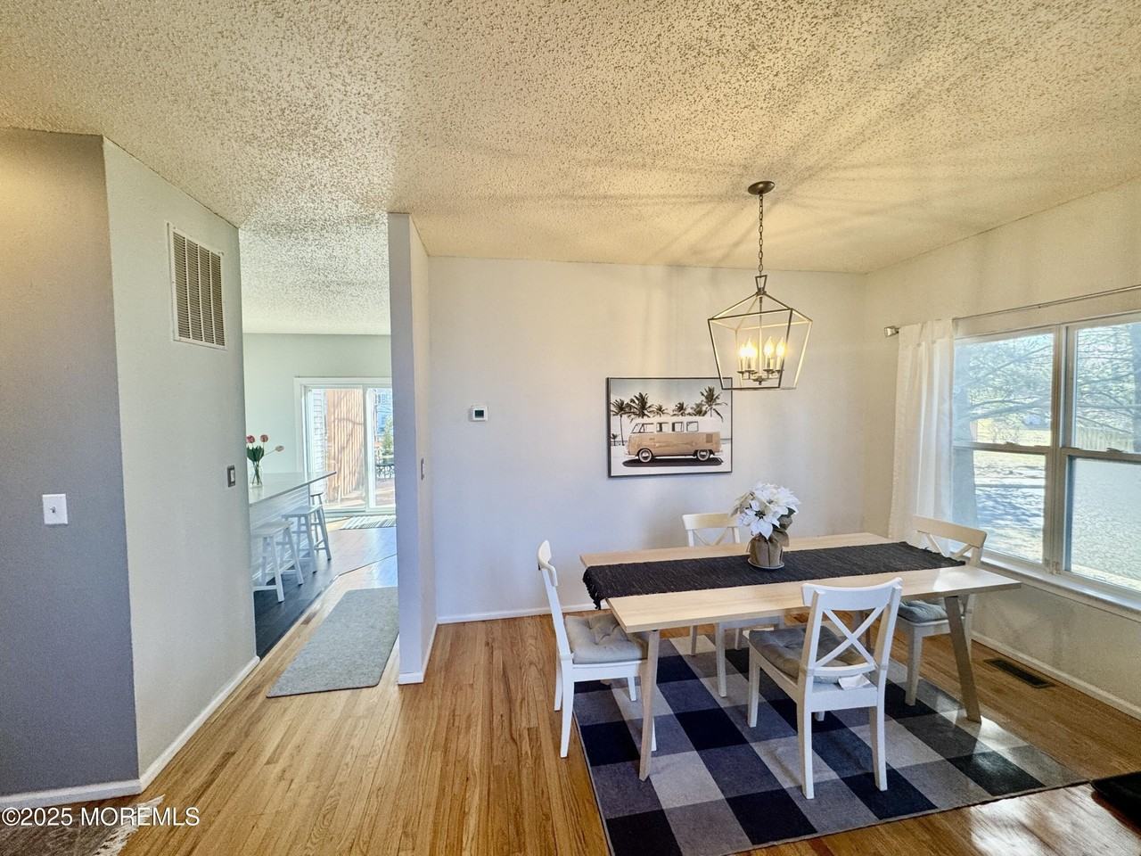 113 Richmond Ct N #67 - Photo 3 of 18