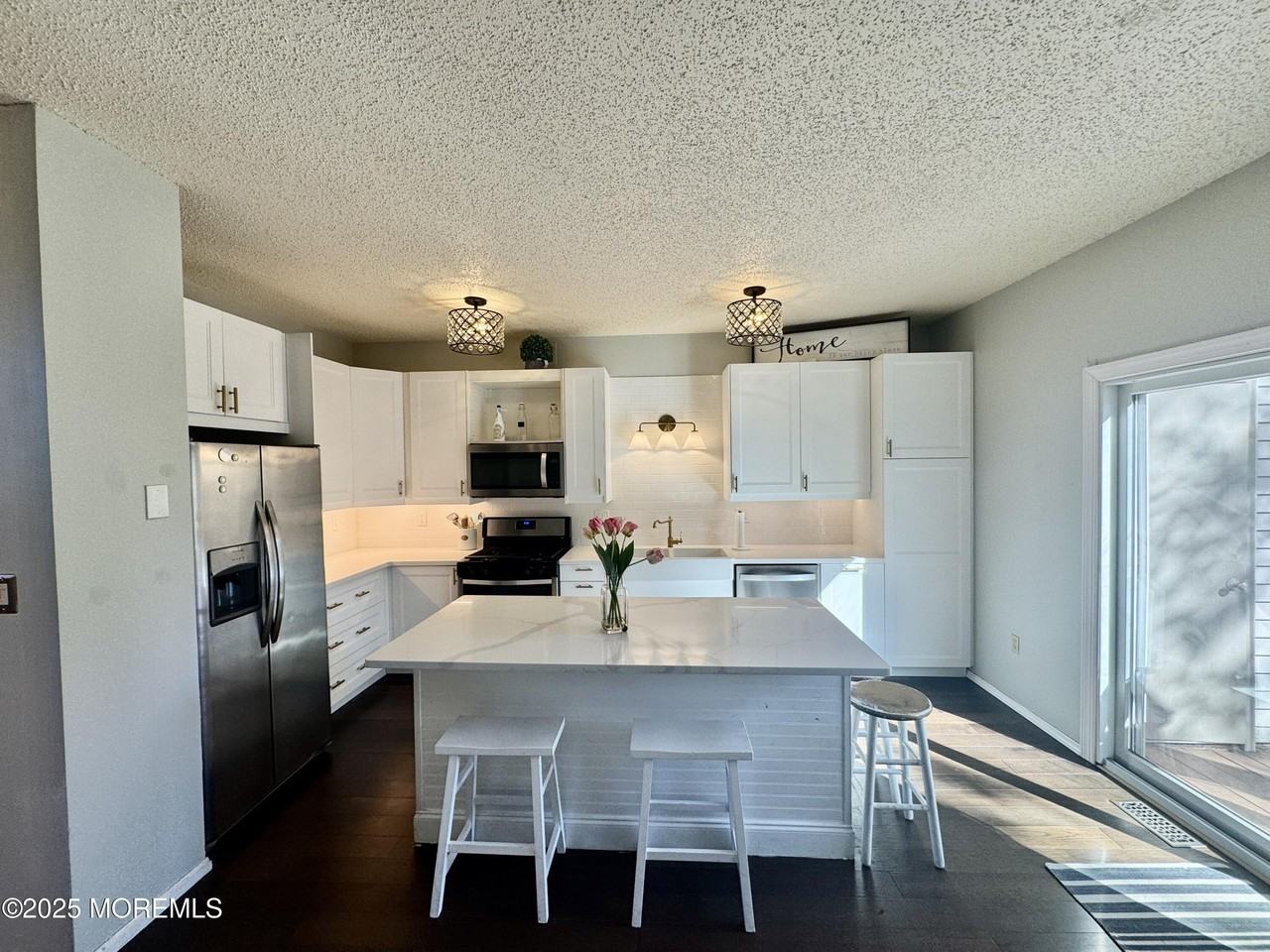 113 Richmond Ct N #67 - Photo 5 of 18