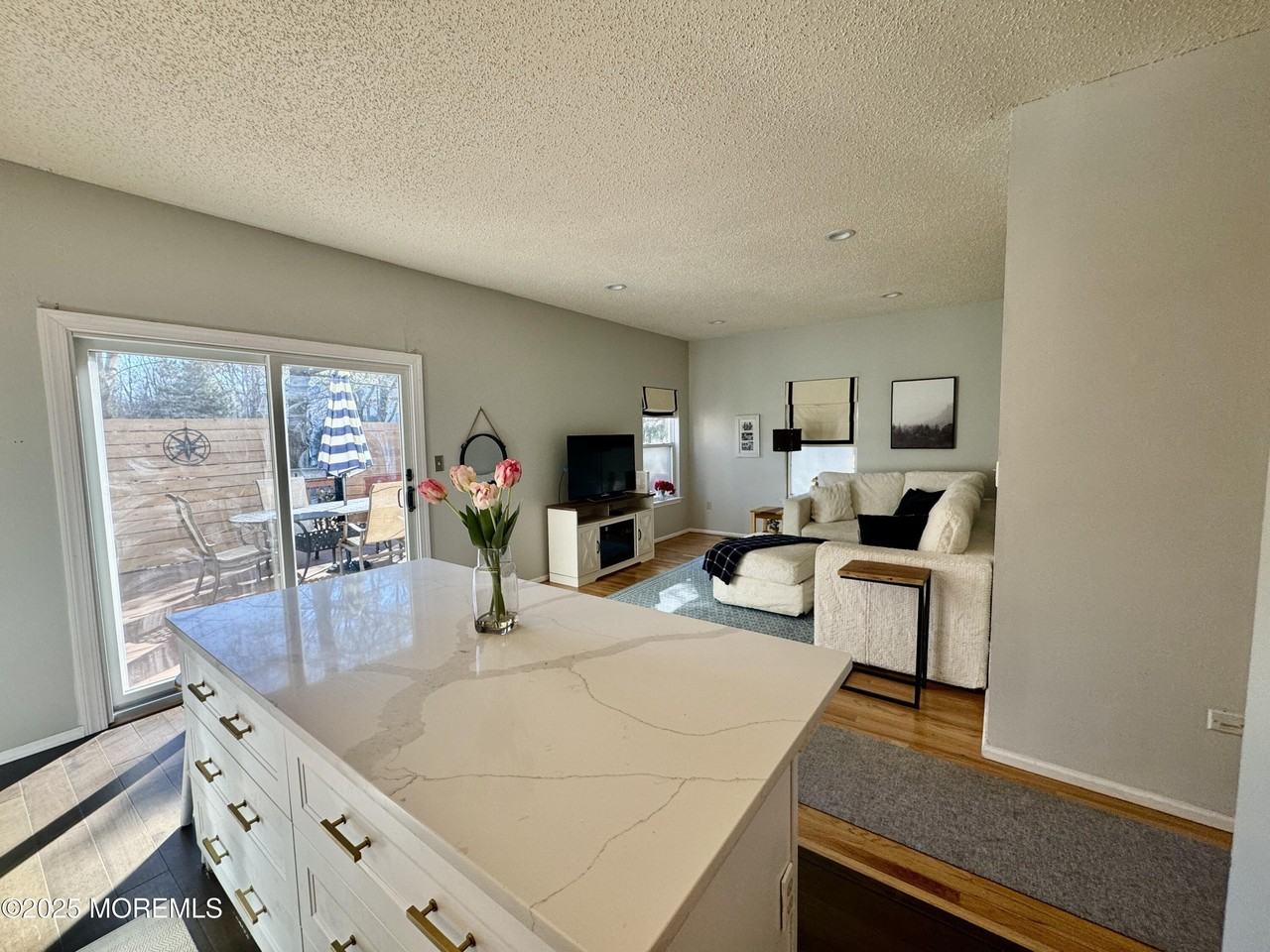 113 Richmond Ct N #67 - Photo 6 of 18