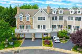 302 Villa Dr - Photo 1 of 1