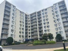 featured image of 1000 River Rd #3K