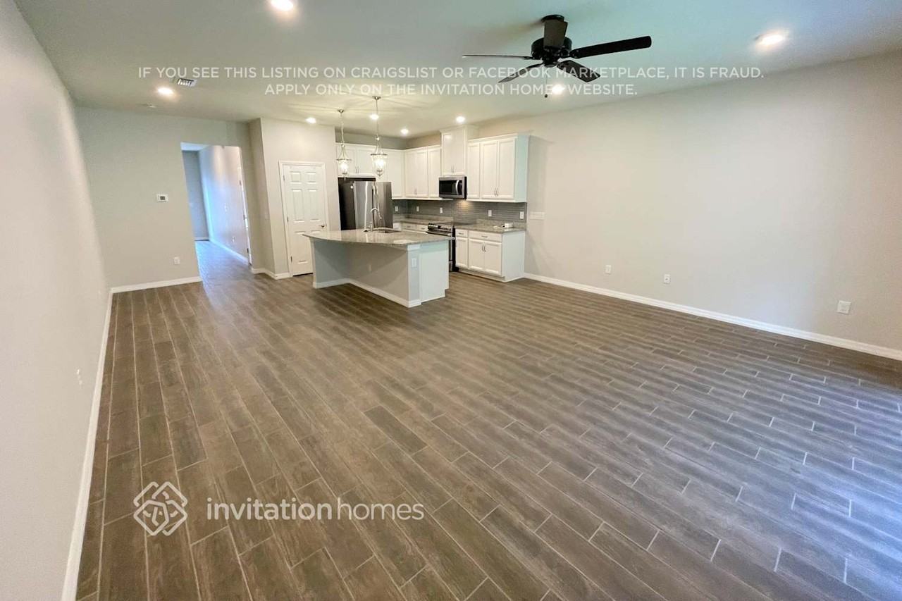 2893 Grand Kemerton Pl #71 - Photo 3 of 18