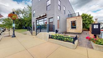 4941 Main St #2R - Photo 1 of 1