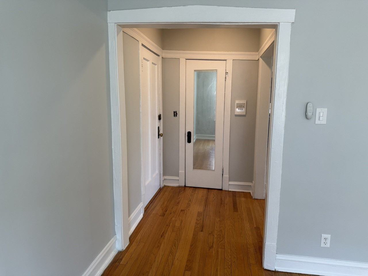 211 Washington Blvd #3N - Photo 4 of 19