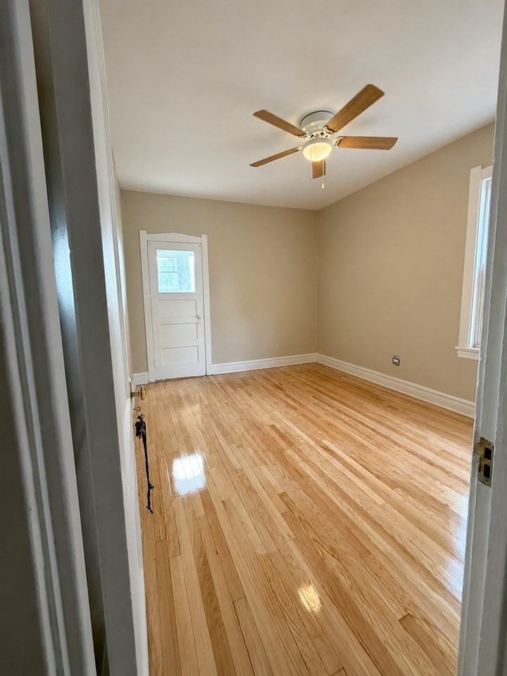 1632 N Linder Ave #2 - Photo 3 of 5