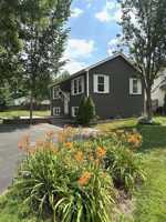featured image of 3816 Illinois St