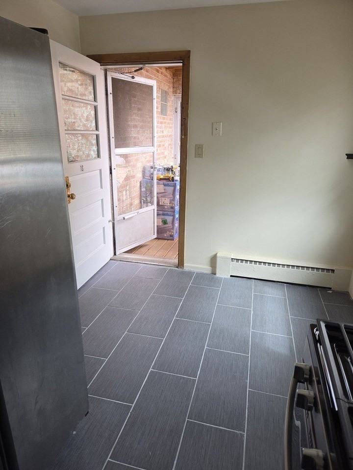 9007 La Crosse Ave #1S - Photo 3 of 10